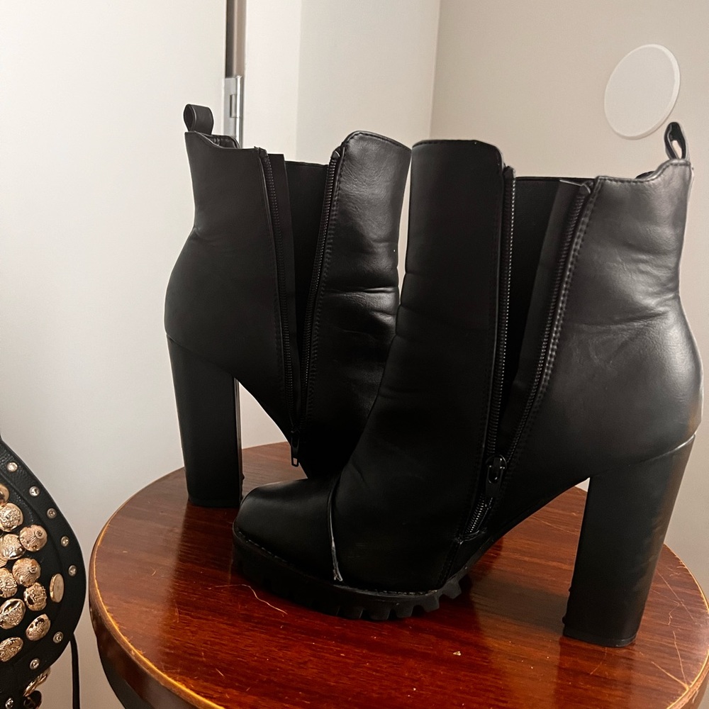 Black High Heel Boots